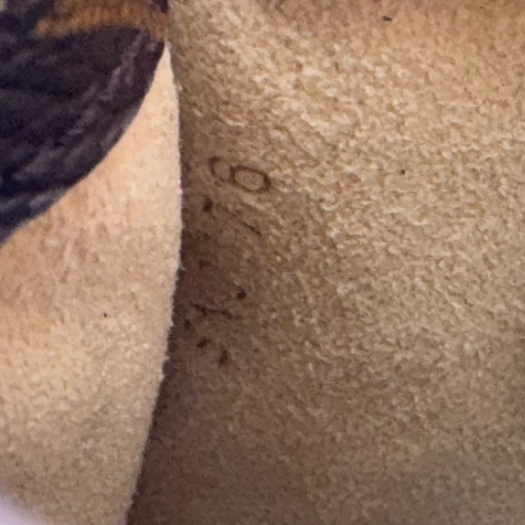 Louis Vuitton Glasses Case - Picture 8 of 8